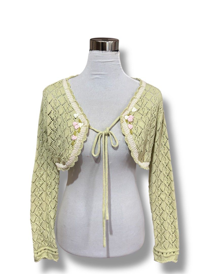 Shein Romwe Cardigan small to med (Category: Others Tops) located in Mati. Submitted by classicatch.ph_new (Listing ID 1385673082, Image 2). Description: Cardigan small to med Shein romwe.