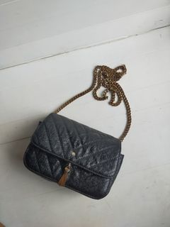 (Kategori: ) berada di . Dikirim oleh m.w_secondshop92 (ID iklan 1385684904, Gambar 1). Deskripsi: .