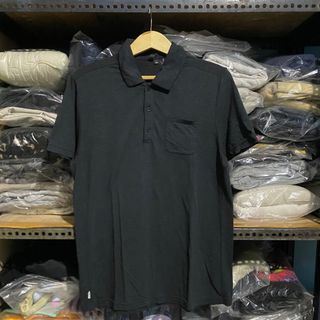 (Kategori: ) berada di . Dikirim oleh blacksmiththriftmart (ID iklan 1385766248, Gambar 1). Deskripsi: .