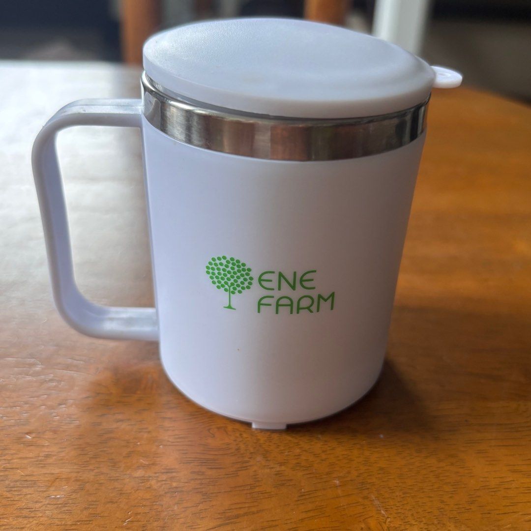 stainless steel cup with plastic lid for hot & cold (Category: Coffee & Tea Tableware) located in Calamba. Submitted by cur8d (Listing ID 1385652365, Image 3). Description: .