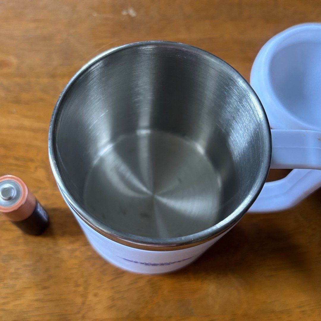 stainless steel cup with plastic lid for hot & cold (Category: Coffee & Tea Tableware) located in Calamba. Submitted by cur8d (Listing ID 1385652365, Image 1). Description: .