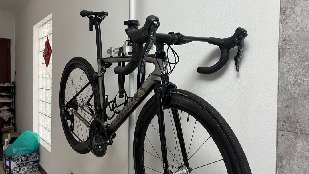 SWORKS TARMAC SL6 ROAD BIKE CHRIS KING HUBS (peter sagan edition) (Category: Bicycles) located in Singapore. Submitted by javixr (Listing ID 1385642685, Image 2). Description: SPECIALIZED S-WORKS TARMAC SL6 PETER SAGAN EDITION - S-Works SL6 Frameset (Peter Sagan Edition) SIZE 52 - Pinnacle Wheelset laced to Chris King hubs - Vittoria Zaffiro Pros - S-works Power Crankset - S-works Power Arc Saddle - FULL R9270 Di2 Dura-Ace GROUPSET - S-works cock