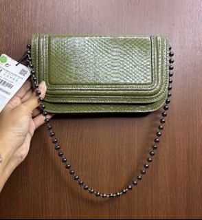 (Kategori: ) berada di . Dikirim oleh various.store (ID iklan 1385806691, Gambar 1). Deskripsi: .