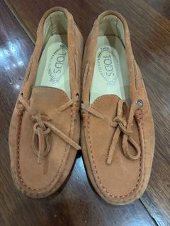 (Category: ) located in . Submitted by onestopboutique (Listing ID 1385628890, Image 1). Description: .