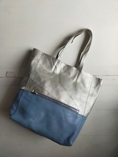 (Kategori: ) berada di . Dikirim oleh m.w_secondshop92 (ID iklan 1385692824, Gambar 1). Deskripsi: .
