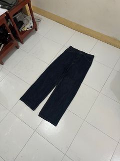 (Category: ) located in . Submitted by thrift.wyn (Listing ID 1385700013, Image 1). Description: .
