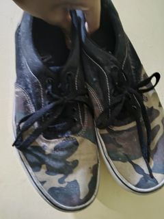 (Category: ) located in . Submitted by junoooo0 (Listing ID 1385746731, Image 1). Description: .