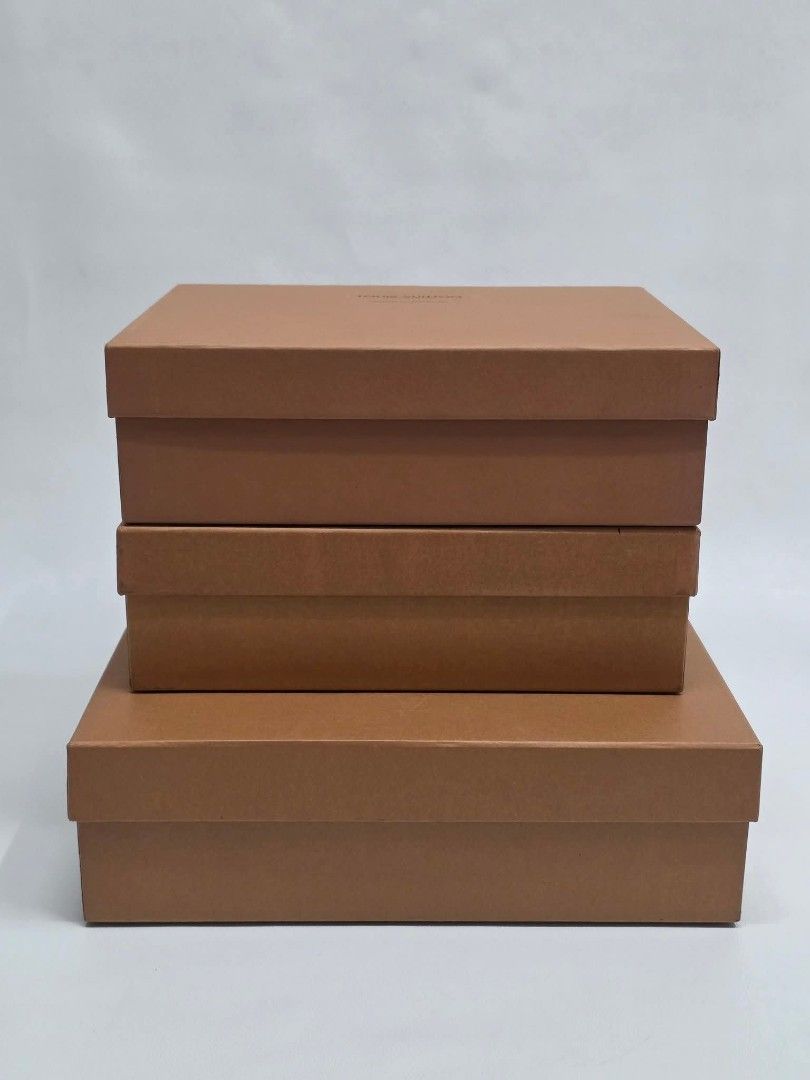 VINTAGE✨️ LOUIS VUITTON BOXES (Category: Luxury Bags & Wallets) located in Mandaluyong City. Submitted by luxprelovedbagsparadise (Listing ID 1385652967, Image 2). Description: ❗️Different sizes AVAILABLE❗️ .