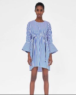 (Category: ) located in . Submitted by styledbysha (Listing ID 1385774324, Image 1). Description: .