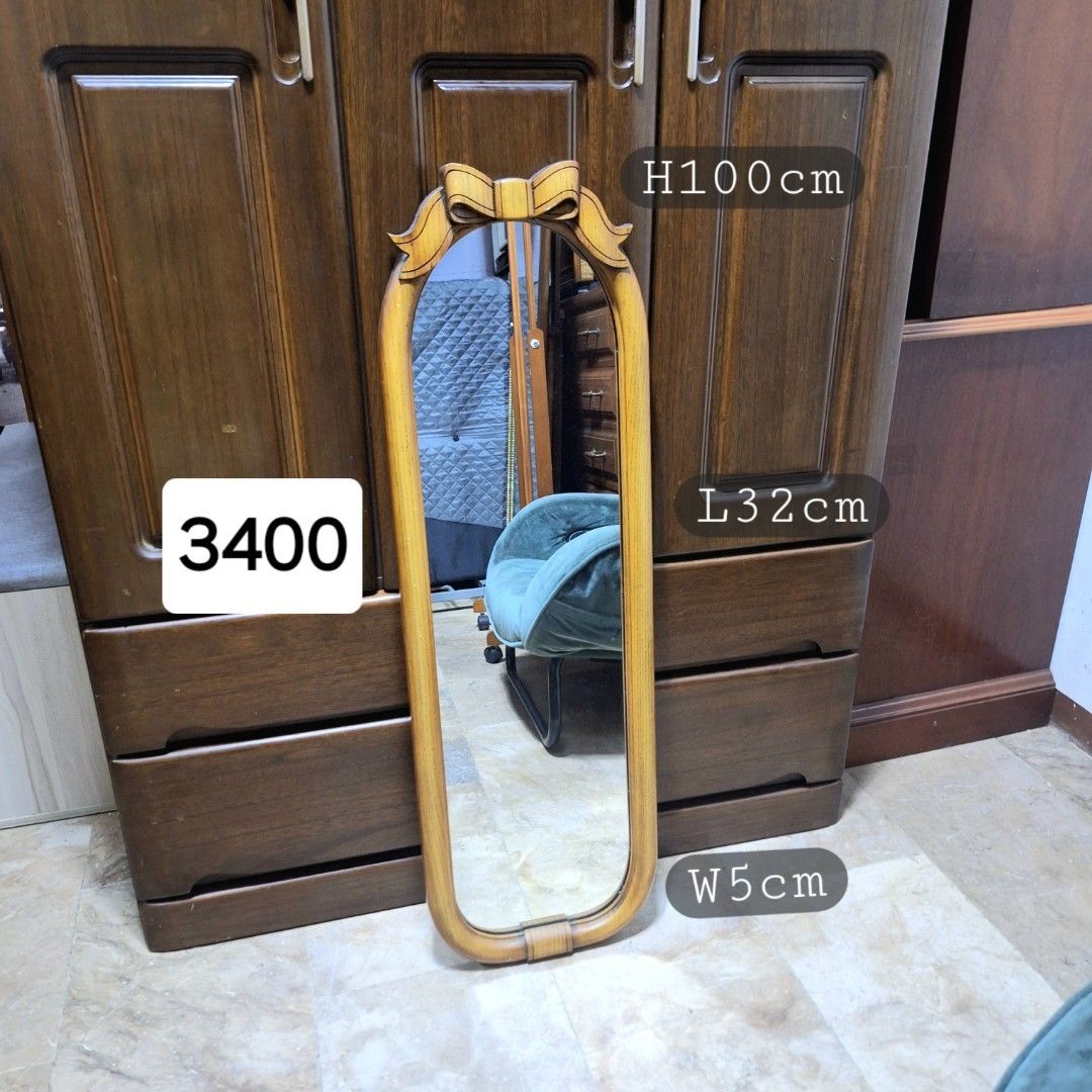 2nd hand Mid-century bow shaped hanging wall frame mirror | solid wood (Category: Mirrors) located in Bacoor. Submitted by feybelhaft (Listing ID 1390157260, Image 2). Description: 📍 𝟐𝐧𝐝 𝐂𝐡𝐚𝐫𝐦 𝐔𝐧𝐢𝐪𝐮𝐞 𝐅𝐮𝐫𝐧𝐢𝐭𝐮𝐫𝐞 📌 40B Meadowood Ave, Bacoor 🧭 Find us on 𝐅𝐁 / 𝐆𝐨𝐨𝐠𝐥𝐞 𝐌𝐚𝐩𝐬 / 𝐖𝐚𝐳𝐞 just search 2𝘯𝘥 𝘤𝘩𝘢𝘳𝘮 𝘜𝘯𝘪𝘲𝘶𝘦 𝘍𝘶𝘳𝘯𝘪𝘵𝘶𝘳𝘦 🕙 Open 𝐝𝐚𝐢𝐥𝐲 𝐟𝐫𝐨𝐦 𝟏𝟎𝐀𝐌 𝐭𝐨 𝟔𝐏𝐌 🚶‍♀️ Walk-ins, welcome