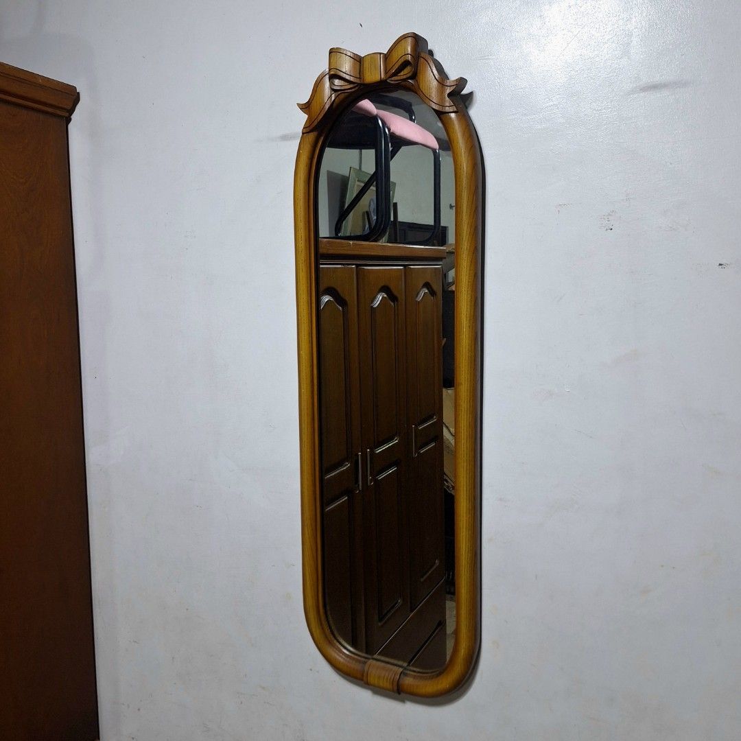 2nd hand Mid-century bow shaped hanging wall frame mirror | solid wood (Category: Mirrors) located in Bacoor. Submitted by feybelhaft (Listing ID 1390157260, Image 1). Description: 📍 𝟐𝐧𝐝 𝐂𝐡𝐚𝐫𝐦 𝐔𝐧𝐢𝐪𝐮𝐞 𝐅𝐮𝐫𝐧𝐢𝐭𝐮𝐫𝐞 📌 40B Meadowood Ave, Bacoor 🧭 Find us on 𝐅𝐁 / 𝐆𝐨𝐨𝐠𝐥𝐞 𝐌𝐚𝐩𝐬 / 𝐖𝐚𝐳𝐞 just search 2𝘯𝘥 𝘤𝘩𝘢𝘳𝘮 𝘜𝘯𝘪𝘲𝘶𝘦 𝘍𝘶𝘳𝘯𝘪𝘵𝘶𝘳𝘦 🕙 Open 𝐝𝐚𝐢𝐥𝐲 𝐟𝐫𝐨𝐦 𝟏𝟎𝐀𝐌 𝐭𝐨 𝟔𝐏𝐌 🚶‍♀️ Walk-ins, welcome