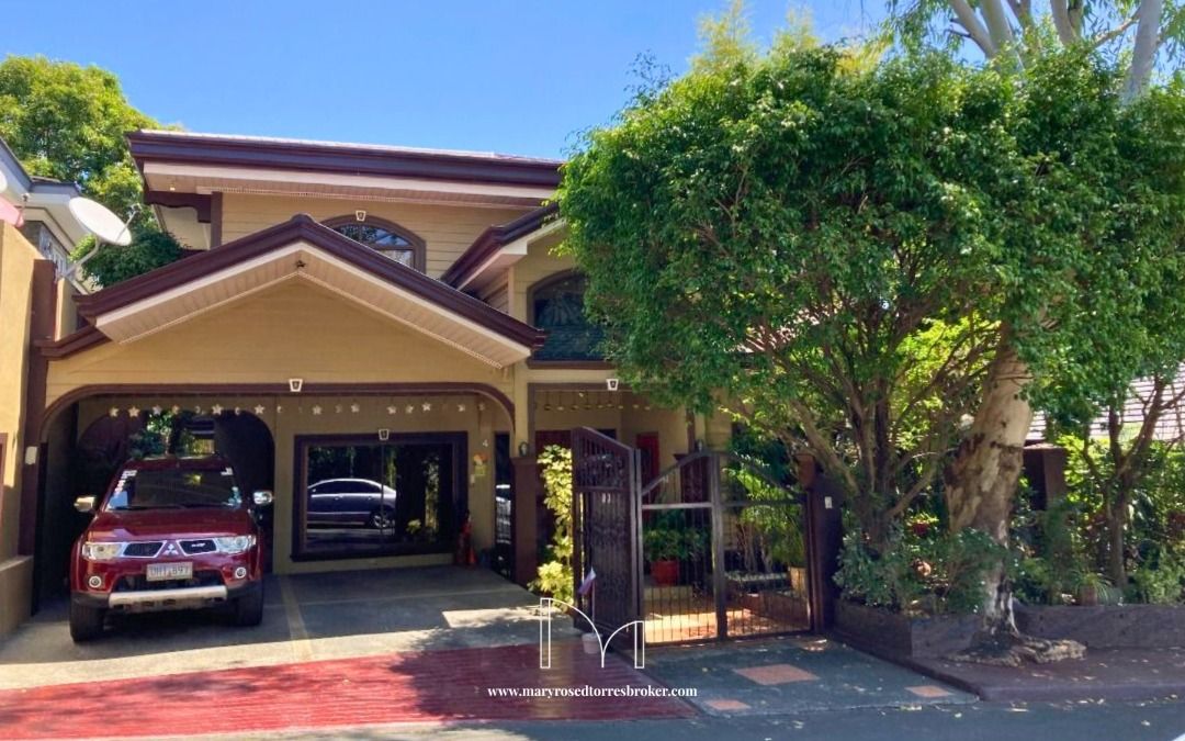 Modern 3-Storey House and Lot for Sale in Alabang Hills Village, Muntinlupa (Category: House & Lot) located in Quezon City. Submitted by maryrosetorresbroker (Listing ID 1220480474, Image 2). Description: Experience luxury and space in this modern 3-storey home located in the exclusive and secure Alabang Hills Village. Perfect for families who value privacy, comfort, and accessibility to the South’s top lifestyle hubs. Floor Area: 455.37 sqm. Lot