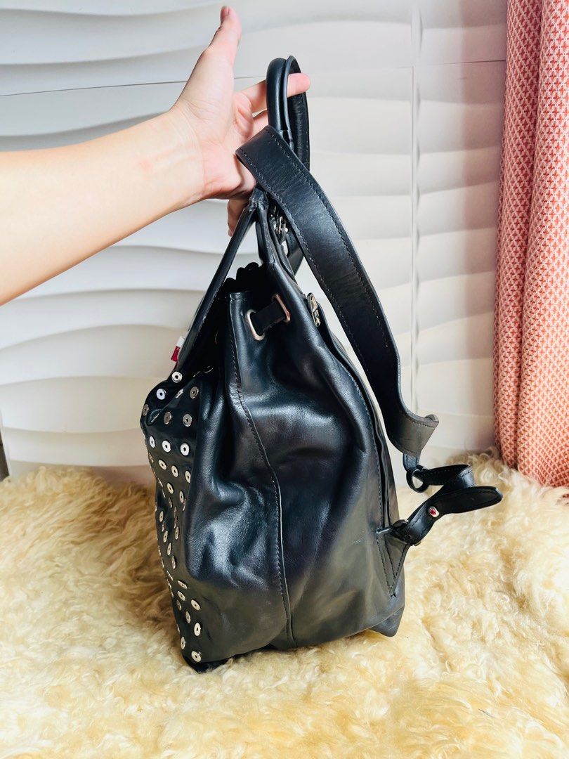 Alexander Wang Prisma Backpack (Category: Backpacks) located in Davao. Submitted by goodthingsph_ (Listing ID 1390034680, Image 2). Description: Large Size White Tag Genuine Leather.