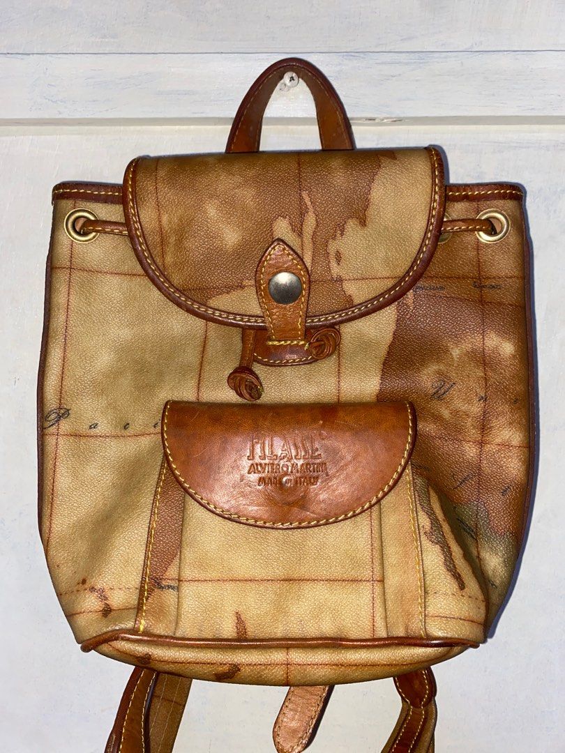 Alviero Martini Prima Classe Altas Map Backpack (Category: Luxury Bags & Wallets) located in Manila. Submitted by rosetteliab (Listing ID 1390126649, Image 1). Description: .