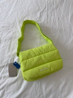 （分類：）位於 。 由 ilikemanymanythings 提交（商品編號 1390102105，圖片 1）。簡介： 。