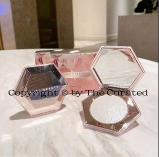 （分類：）位於 。 由 the_curated_hk 提交（商品編號 1388093606，圖片 1）。簡介： 。