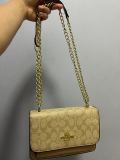 （分類：）位於 。 由 _niyaaa_ 提交（商品編號 1390178477，圖片 1）。簡介： 。