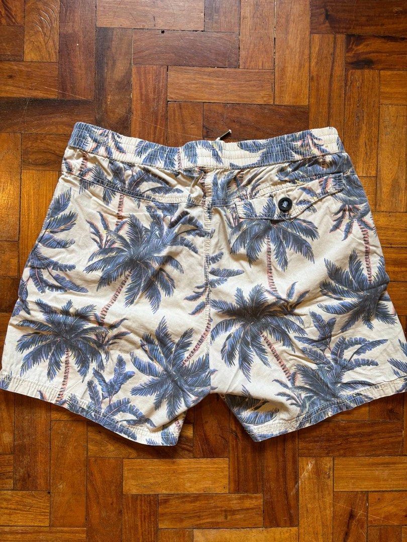 Cotton On Mens Beach Shorts (Category: Shorts) located in Quezon City. Submitted by kaylanocum (Listing ID 1390132938, Image 3). Description: mens shorts cotton on! .
