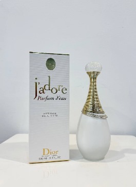 (Category: ) located in . Submitted by perfectfragrances (Listing ID 1390159860, Image 1). Description: .
