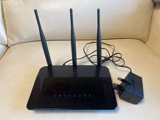 D-Link DIR-809 Router64181735596803110