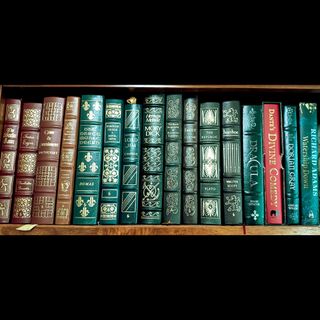 (Category: ) located in . Submitted by laurayongbooks (Listing ID 1390137804, Image 1). Description: .