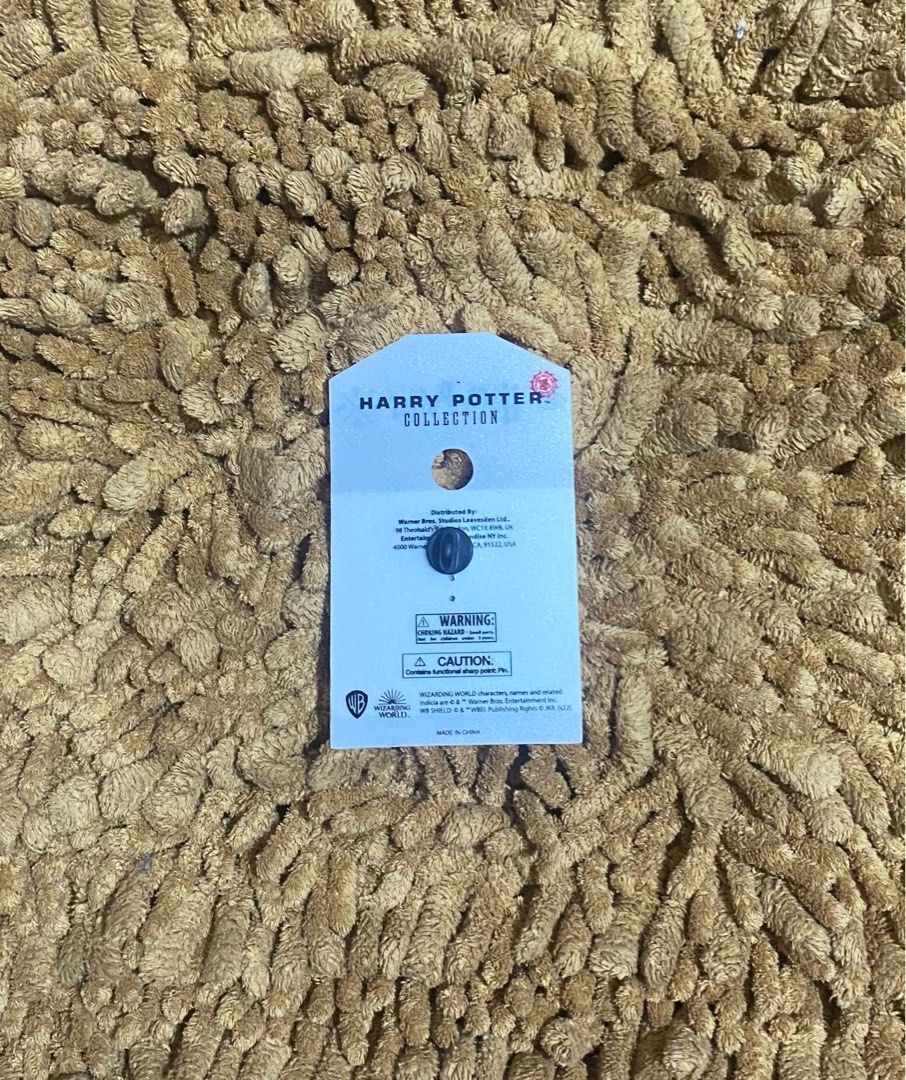 Harry Potter Motto Pin (Category: Western Merchandise) located in Mandaluyong City. Submitted by aiztyle (Listing ID 1390120536, Image 2). Description: Universal Studios Wizarding World of Harry Potter Gryffindor Motto Pin Original Price 1k + SALE Php300.00 only.
