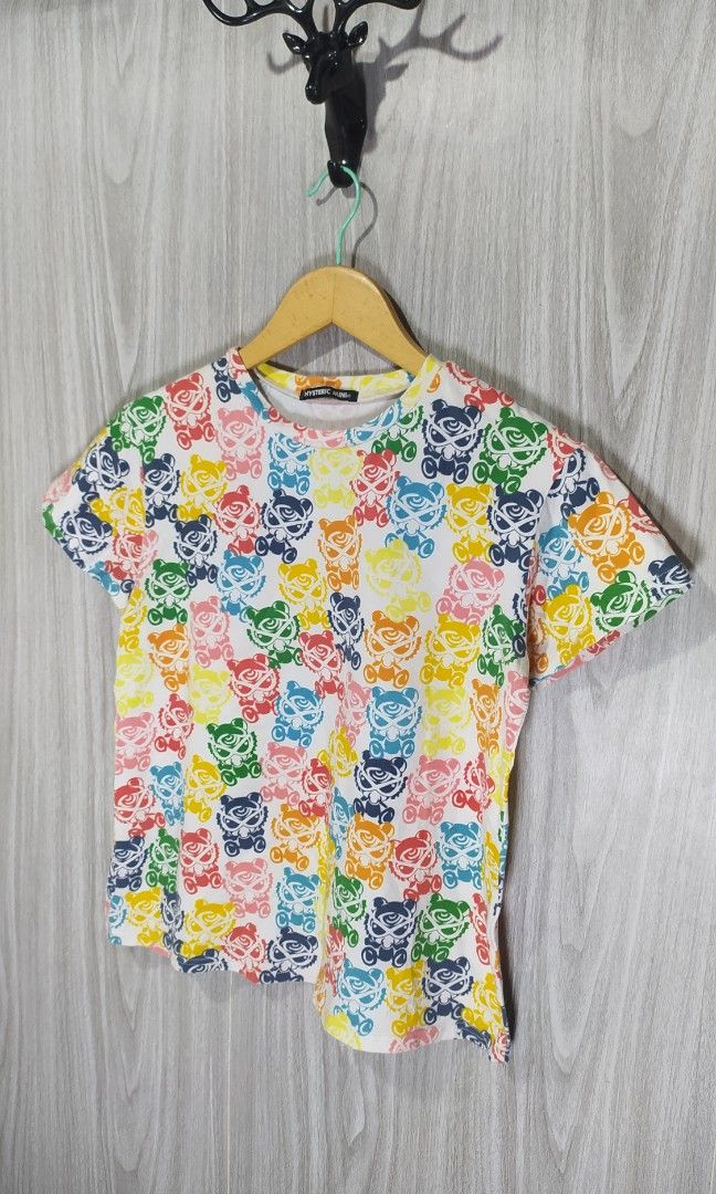 Hysteric Glamour Mini All Over Print Logo (Category: Shirts) located in Naga. Submitted by sspin. (Listing ID 1390169465, Image 2). Description: Hysteric Glamour Mini All Over Print Logo ✅Size: 140 ✅Width: 17.5 ✅Length: 22 ✅Color Rate: 9.5/10 ✅No Issue ✅Need Wash ✅Location: Bicol Naga City, Camarines Sur ✅Courier: J&T Express/Flash Express ✅MOP: Gcash only.