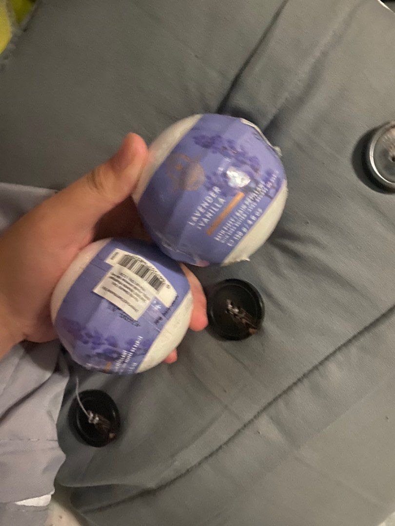 Lavender Vanilla Bath Bomb from Bath & Body Works (Category: Bath) located in Manila. Submitted by nicniccll (Listing ID 1390096018, Image 3). Description: Original price: ₱ 600 each Take all for ₱ 1, 100.