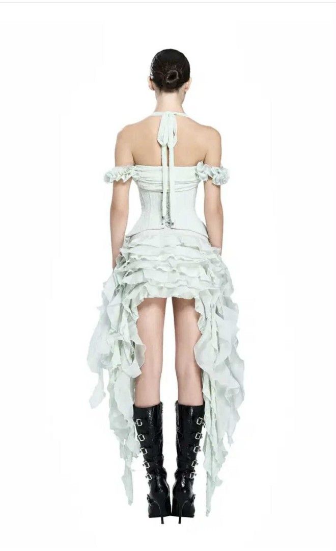 LSOUL Lotis Dress (Category: Dresses) located in Manila. Submitted by urbanrestyle (Listing ID 1390118715, Image 3). Description: 📍 Location: Caloocan 💳 Payment Options: GCash | BPI | Maya | GoTyme 🚚 Delivery Options: Lalamove | J&T | LBC Dress Alert! This dress was used once 🏷️ and still includes a box. Send a message for actual photos 📸. ⚠️ Reminder ⚠️ All items are sold as-is — no returns, no refunds. Make sure to check the details and fe