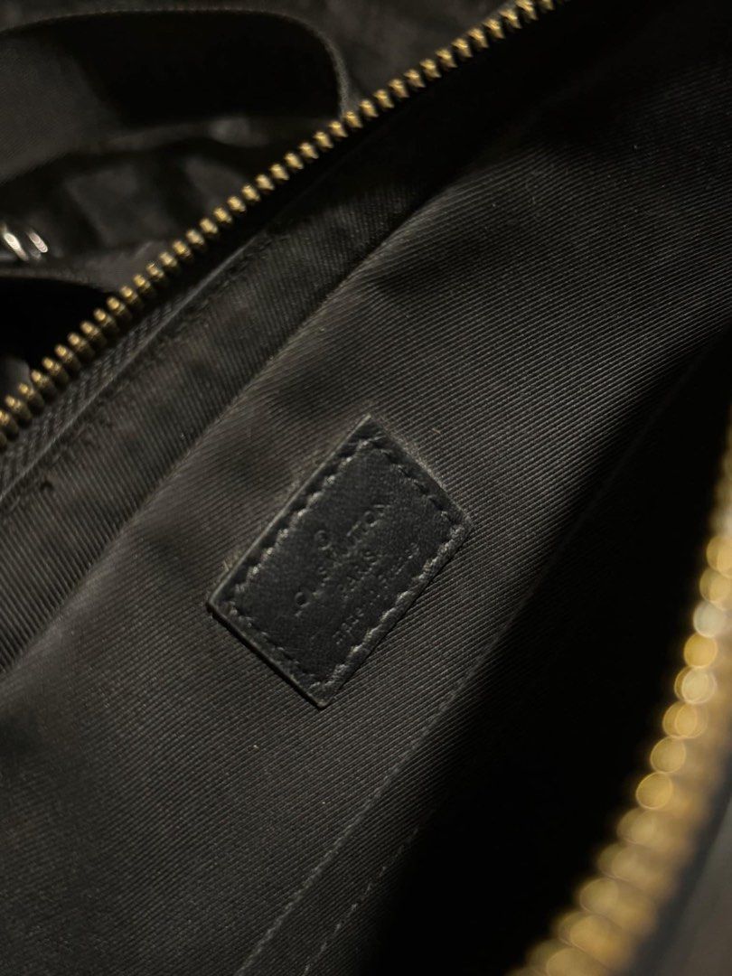 LV Trio Messenger Bag (Category: Luxury Bags & Wallets) located in Angeles City. Submitted by anythingonlineph (Listing ID 1390223610, Image 2). Description: [03/08/2026 08:55AM] Price is lowered —————————————————— [03/18/2026 12:31PM] Back to Original Price Excellent (Prestine) condition BAG ONLY WALANG BOX OR DUSTBAG (alternative lng meron) *auto block ka sakin kung sasayangin mo oras ko at wala kang pambili sa murang halaga na rush* Shipping n