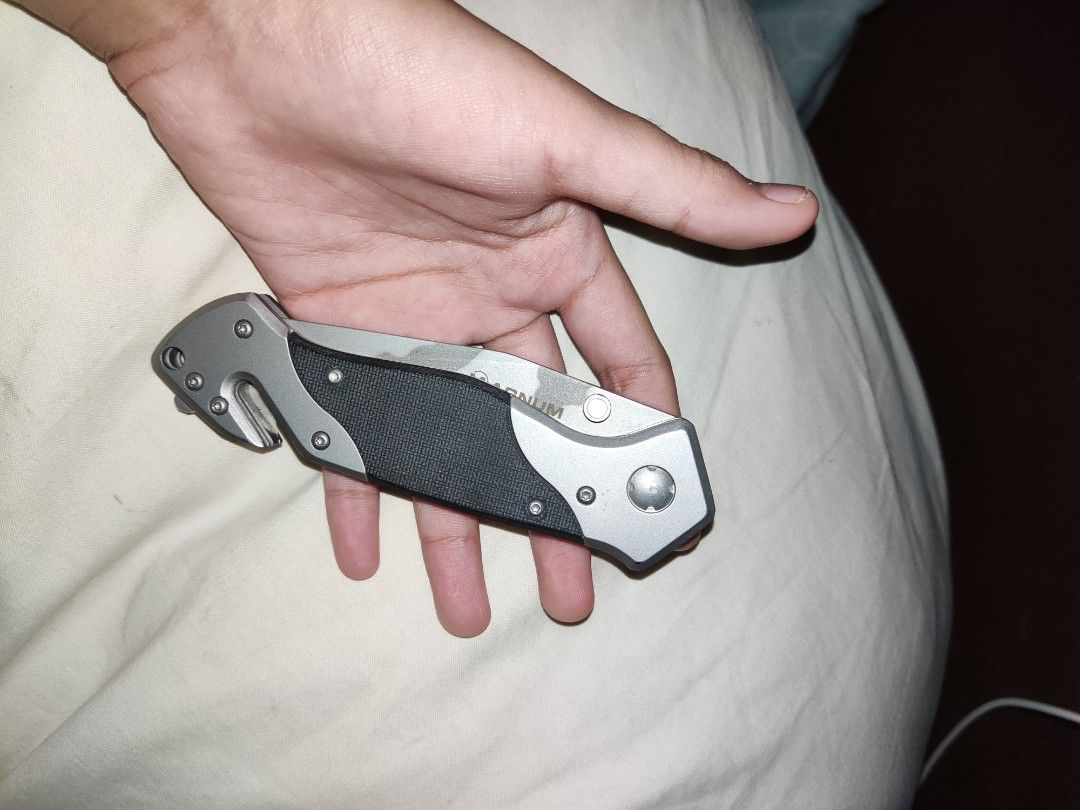 Magnum Folding Knife by Boker (Category: Knives & Chopping Boards) located in Caloocan City. Submitted by seouliin (Listing ID 1390168533, Image 1). Description: Negotiable.