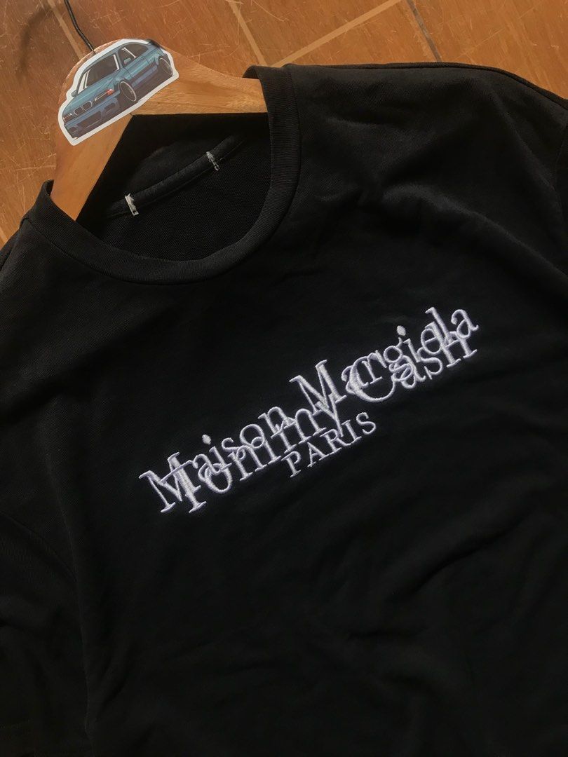 Maison Margiela X Tommy Cash (Category: Activewear) located in Taguig. Submitted by brei_ysl (Listing ID 1390090786, Image 2). Description: Maison Margiela X Tommy Cash Script Tee Medium / W20xL26.5 Excellent Condition / Cut Tag 500+sf .