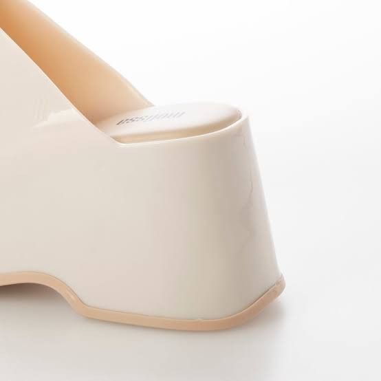 Melissa Patty (size 7) (Category: Wedges) located in Bacoor. Submitted by declutteringdaw (Listing ID 1390216093, Image 3). Description: Original Melissa Bought for 5995 Size 7 Color beige With original box Sold out na sa website Loc: Bacoor Courier: J&T (by schedule) or Grab/Lalamove (same day) RFS: Rarely used but super ganda nito. Best quality talaga pag Melissa 💕 May super small stain pero di naman na halata once suot lol PM for more picture