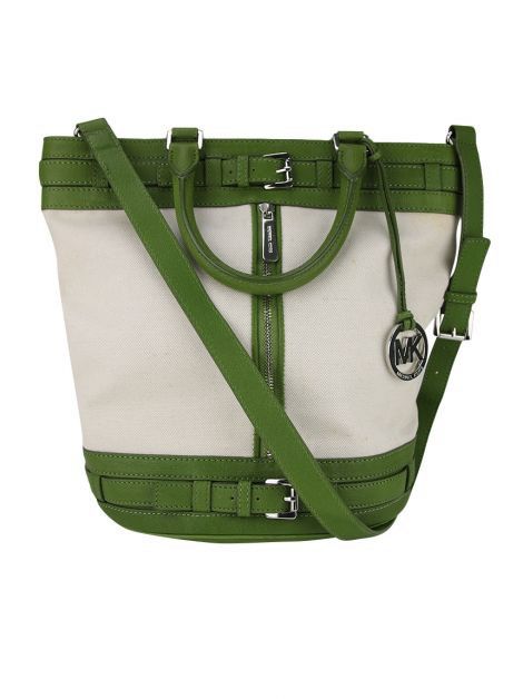 Michael Kors kingsbury bucket bag (Category: Luxury Bags & Wallets) located in Binan City. Submitted by mscocobutter (Listing ID 1390219149, Image 2). Description: Michael Kors kingsbury bucket bag Green/White canvas 2 Way Bag with dustbag and strap Authentic bought @Greenbelt makati slight nego :) .