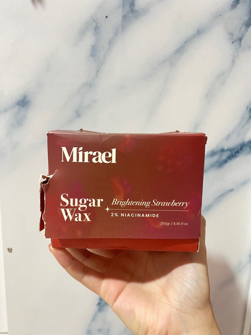 MIRAEL Brighthening Strawberry Sugar Waxing