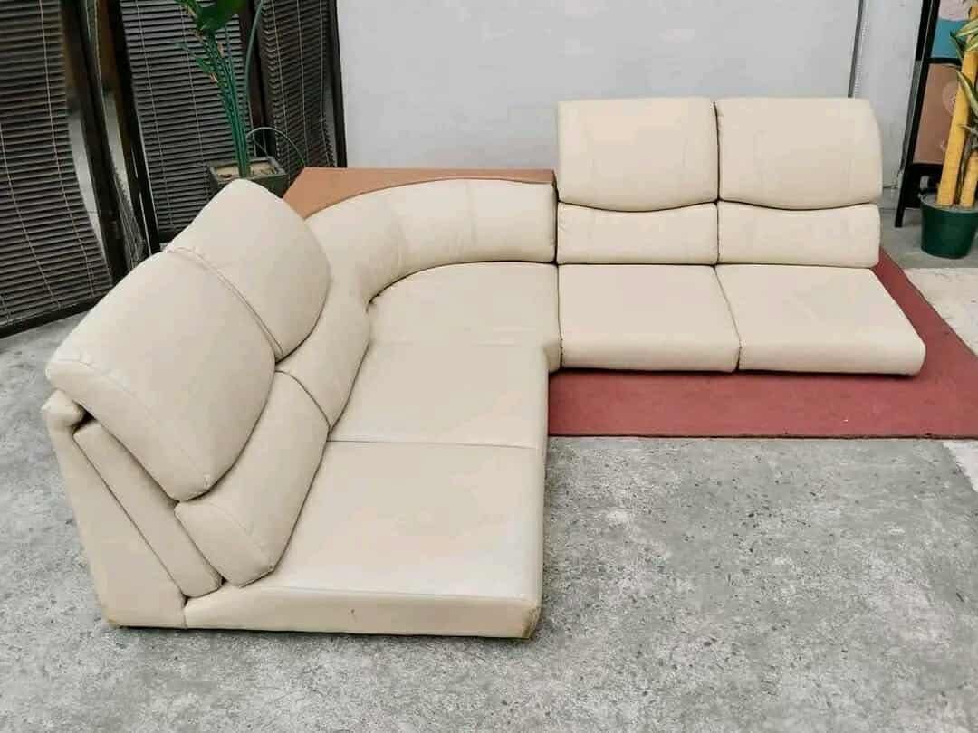 Modular L shape sofa (Category: Sofas) located in Malolos. Submitted by ramoslaras82250 (Listing ID 1390166368, Image 3). Description: .