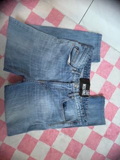 (Category: ) located in . Submitted by hazwan415 (Listing ID 1390042838, Image 1). Description: .