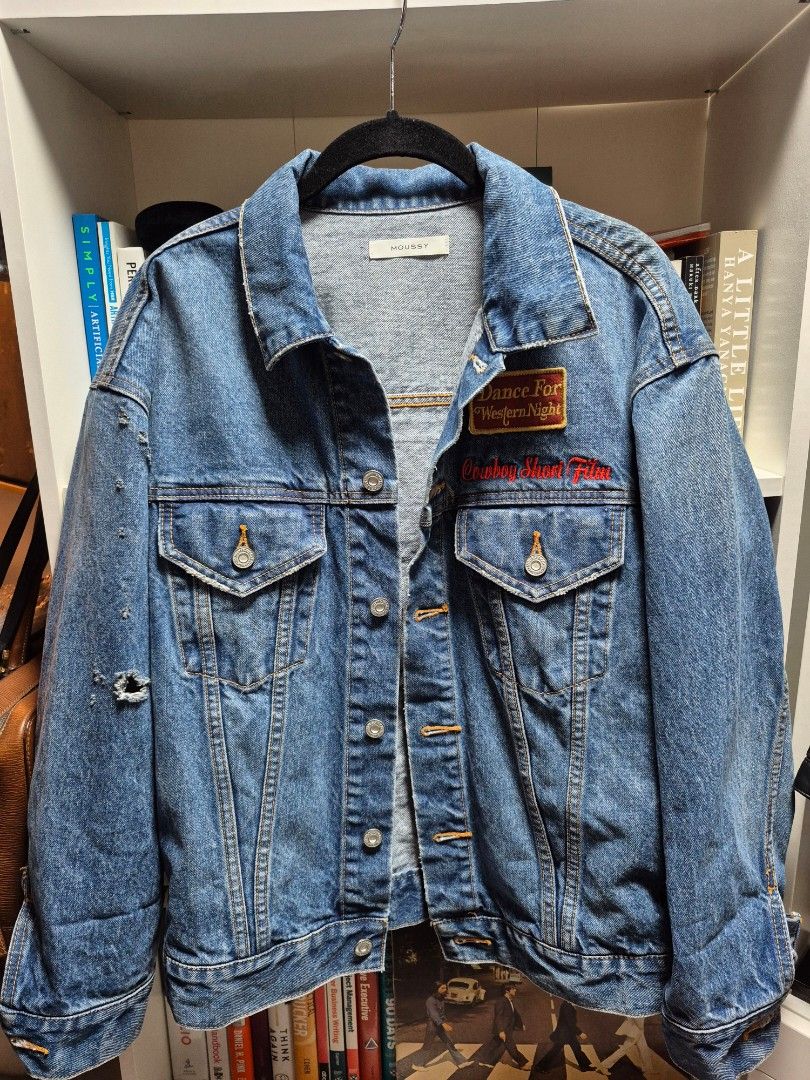 Moussy Denim Jacket (with patchwork) (Category: Coats, Jackets and Outerwear) located in Batangas. Submitted by closetraids (Listing ID 1390171686, Image 2). Description: Moussy is a high street Japanese clothing brand. This is a very high quality denim jacket. Best fits M-L (men's). It is an oversized look for women (L-XL)..