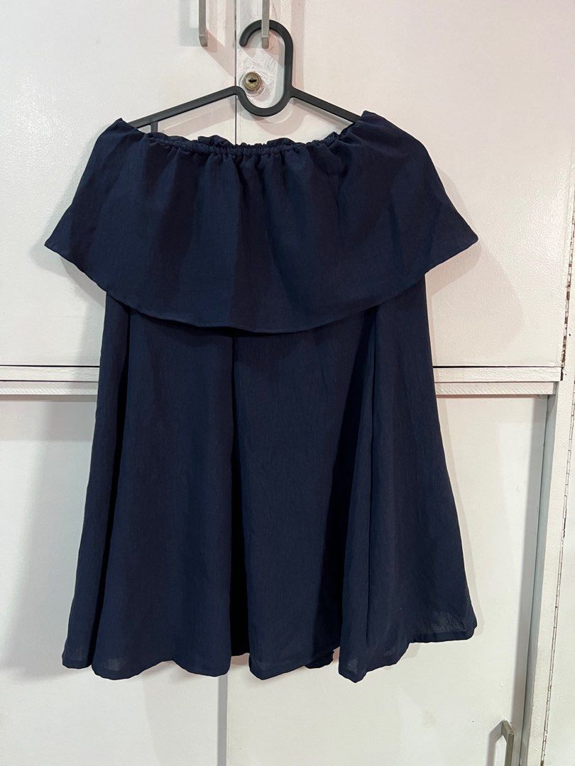 Navy Tube Dress (Category: Dresses) located in Navotas City. Submitted by prelovedbyrtc (Listing ID 1390111061, Image 2). Description: .