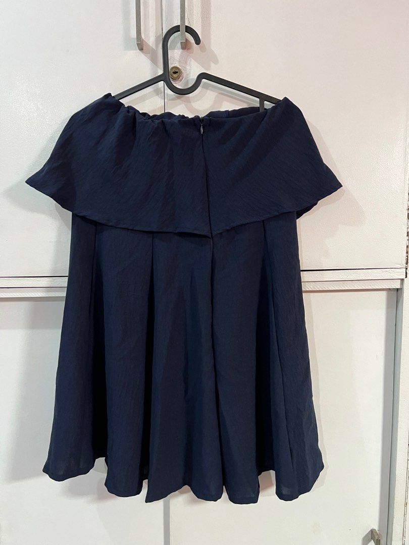 Navy Tube Dress (Category: Dresses) located in Navotas City. Submitted by prelovedbyrtc (Listing ID 1390111061, Image 3). Description: .