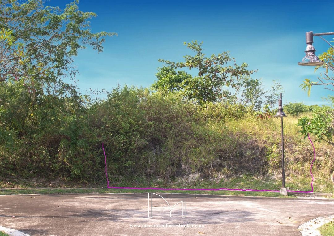 Residential Lot for Sale in Playa Calatagan, Batangas – 257 sqm, Near The Beach (Category: Lot) located in Las Pinas. Submitted by maryrosetorresbroker (Listing ID 1382004593, Image 1). Description: Lot for Sale in Playa Calatagan – Beach Living at Its Best! This 257 sqm vacant lot in Playa Calatagan, Batangas offers the perfect setting for your vacation home or future beach retreat. Located in an exclusive seaside community known for its serene 