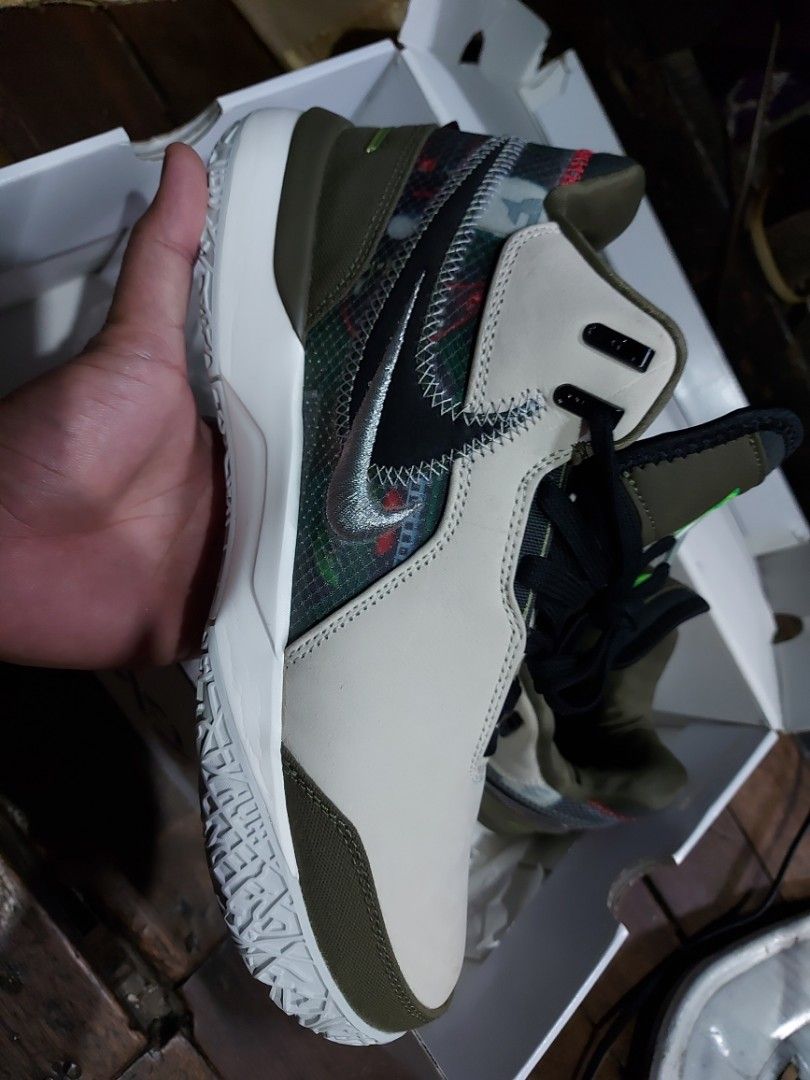 NIKE LEBRON NXXT GEN FAZECLAN (Category: Casual Shoes) located in Quezon City. Submitted by cjc23 (Listing ID 1390045839, Image 1). Description: FOR SALE LEBRON NXXT GEN FAZECLAN SIZE 9.5 VNDS USED ONCE MEDYO MALIIT SIZE SAKIN DI NAGAMIT GAANO BROUGHT LAST AUGUST 2025 AT NIKE PARK OUTLET 8995 SRP MANILA LOC PM PO.