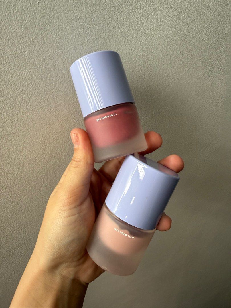 Nuse blush (Category: Makeup) located in Cebu City. Submitted by gottadeclutter23 (Listing ID 1390076598, Image 1). Description: - Nuse blush ( Korean brand ) in shade 03 and 07 - bought 2 months ago - 03 ( used thrice ) , 07 ( used twice ) - formula is suuper long lasting and healthy looking on the skin - get both for 1,000 or 550 each Rfs: both not my shade 😢.