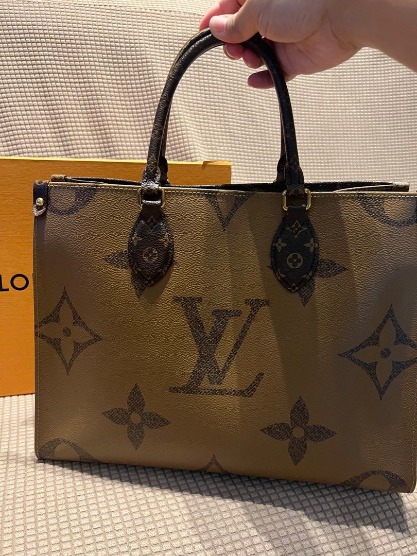 OnTheGo (OTG) MM in Reverse Monogram Canvas (Category: Luxury Bags & Wallets) located in Bacoor. Submitted by majezticos (Listing ID 1390081616, Image 2). Description: Inclusions: Box and Entrupy Certificate of Authenticity 100% Guaranteed Authentic We offer a money-back guarantee on authenticity..