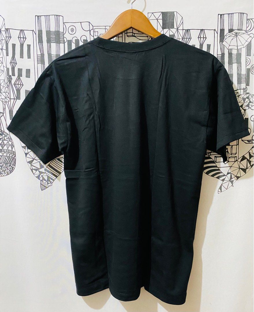 Plain black Cotton Tshirt makapal (Category: Tshirts & Polo Shirts ) located in Quezon City. Submitted by hirono18 (Listing ID 1390107577, Image 2). Description: Plain black Cotton Tshirt makapal.