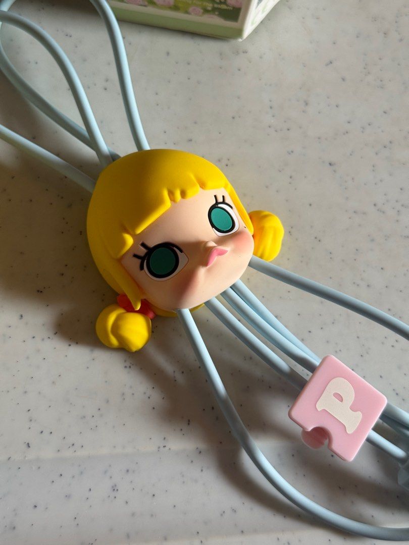 Pop mart molly cable blindbox (2 in 1 -usb c and lightning ) for iphone and android (Category: Designer & Blind Box Toys) located in Dagupan City. Submitted by meehoyminoy (Listing ID 1390072886, Image 2). Description: Brand new Complete with box and foil Rfs: only collecting dimoo and pucky Buyer shoulders sf.
