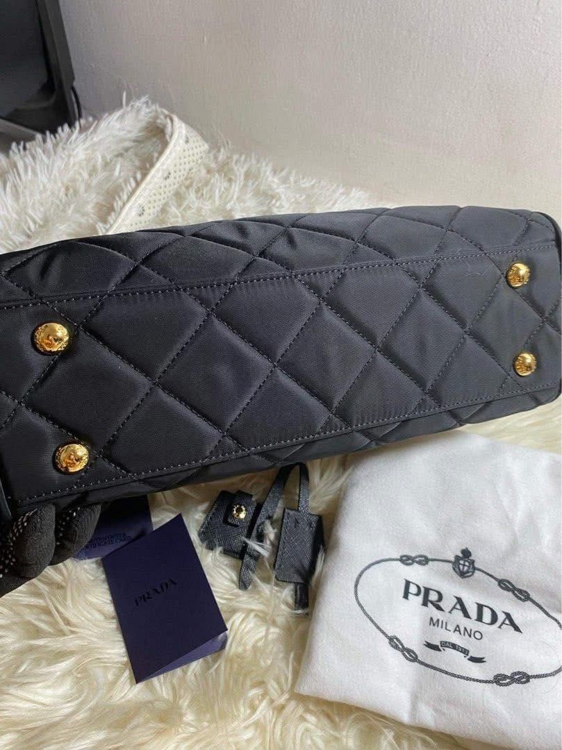 Preloved Prada Classic Impuntu (Category: Luxury Bags & Wallets) located in Manila. Submitted by bagsandmanymanymore1 (Listing ID 1357411771, Image 3). Description: Preloved Prada Black and gold Size 30cm Chain with lock set Lampo zipper Good condition Please read before you order 👉🏻❗️Payment first before shipping ❗️Cut off time of payment 11am sameday delivery ❗️NO MEET UP / NO PICK UP ❗️ORDER CANNOT BE CANCELLED ❗️PLEASE DON’T BUY IF YOU ARE 