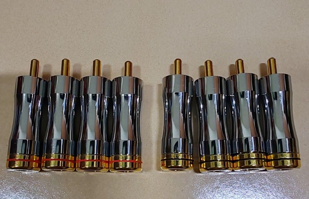 RCA plug (Category: Portable Audio Accessories) located in Singapore. Submitted by kv_777 (Listing ID 277231739, Image 4). Description: Sell soldering RCA plug, 8pcs Standard size for CD player and Amplifier.