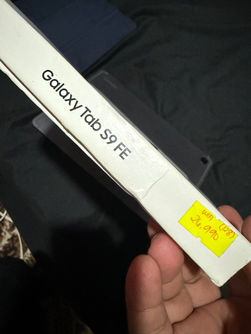 Samsung Galaxy Tab S9 Fe (Category: Laptops & Notebooks) located in Manila. Submitted by niccoloto60121 (Listing ID 1390054839, Image 2). Description: With pen and box Bacoor for meet ups.