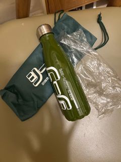 （分類：）位於 。 由 makeupplace 提交（商品編號 1390179177，圖片 1）。簡介： 。